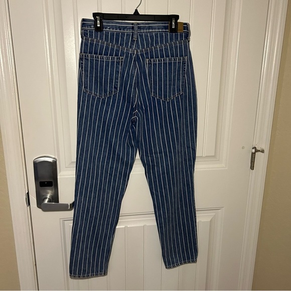 American Eagle Blue & White Striped Mom Jeans Size 6 - Picture 3 of 9
